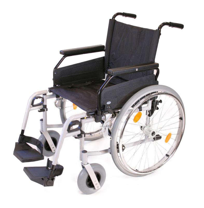 Fauteuil Roulant : Polyvalence, Robustesse et Confort Personnalisable