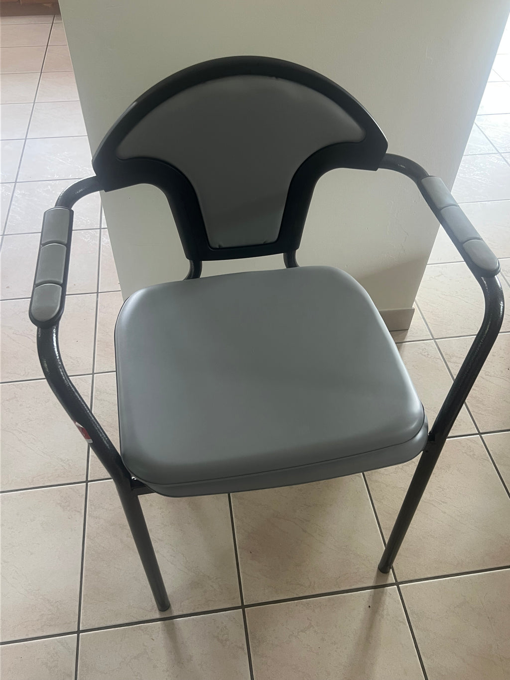 Chaise Hygiénique  : Confort et Praticité au Quotidien